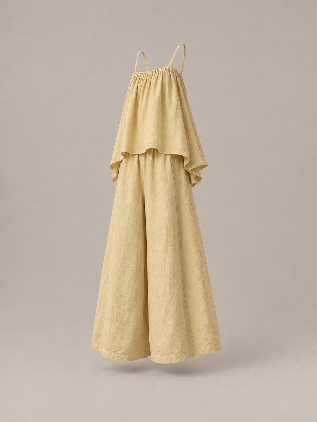 Set aus Hanf-Trägertop und Hose mit weitem Bein – pflanzengefärbt