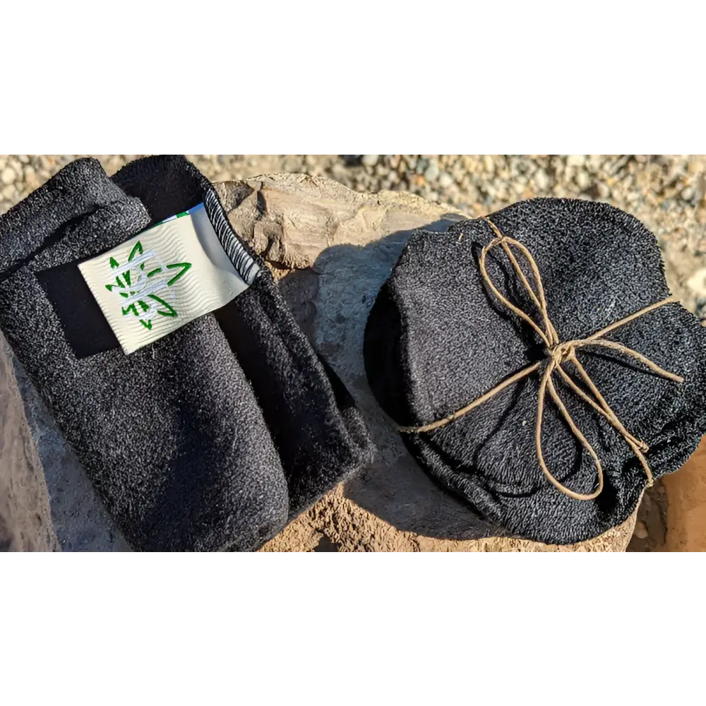 Hemp black face flannel and re-usable make-up wipes - Hemp HorizonHorizon